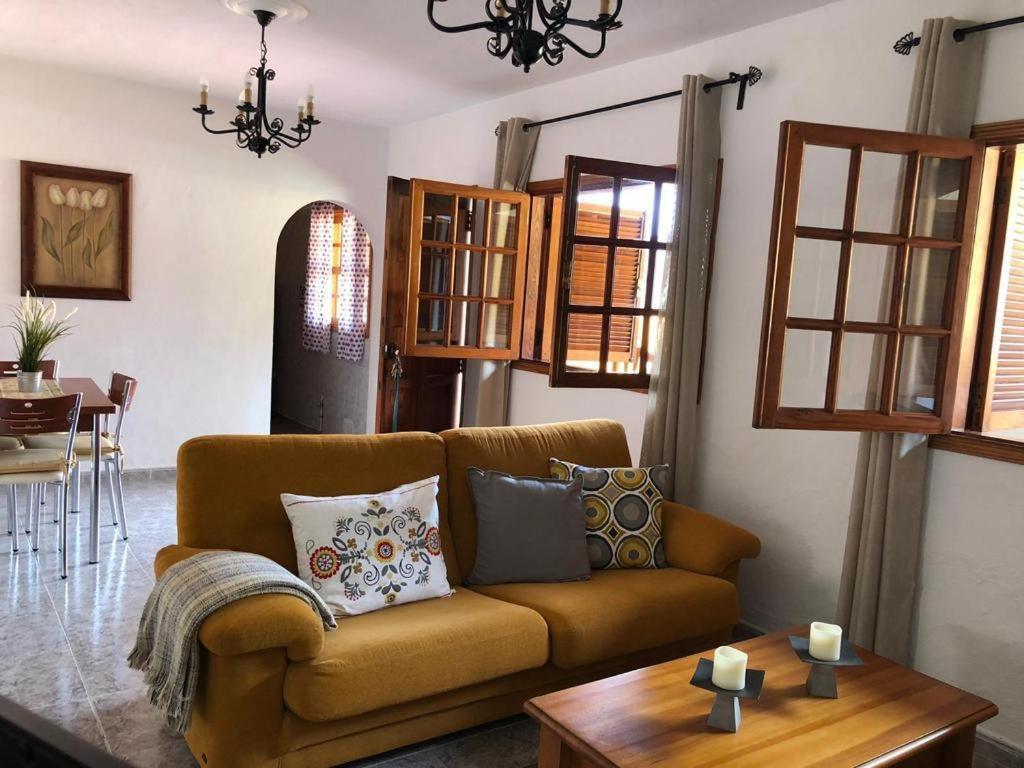 Apartamentos Casa Rosan, Junto A La Caldera De Taburiente El Paso Dış mekan fotoğraf